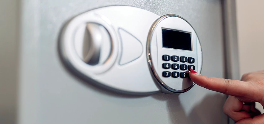 Jewelry Safe Cracking in Brea, California